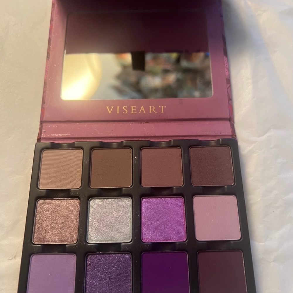 VISEART
Étendu Palette (Violette)